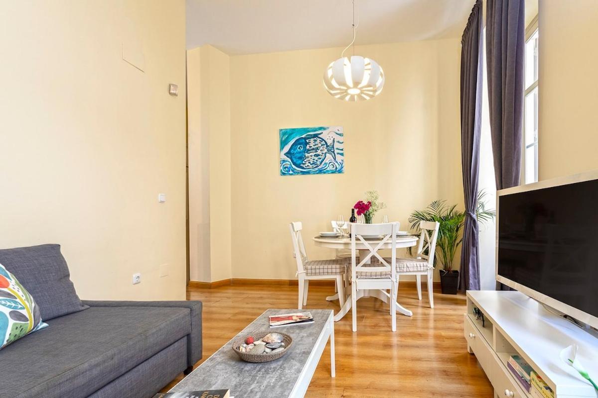 -Malagasunapts- Historic Heart Of Malaga Aa Wifi מראה חיצוני תמונה